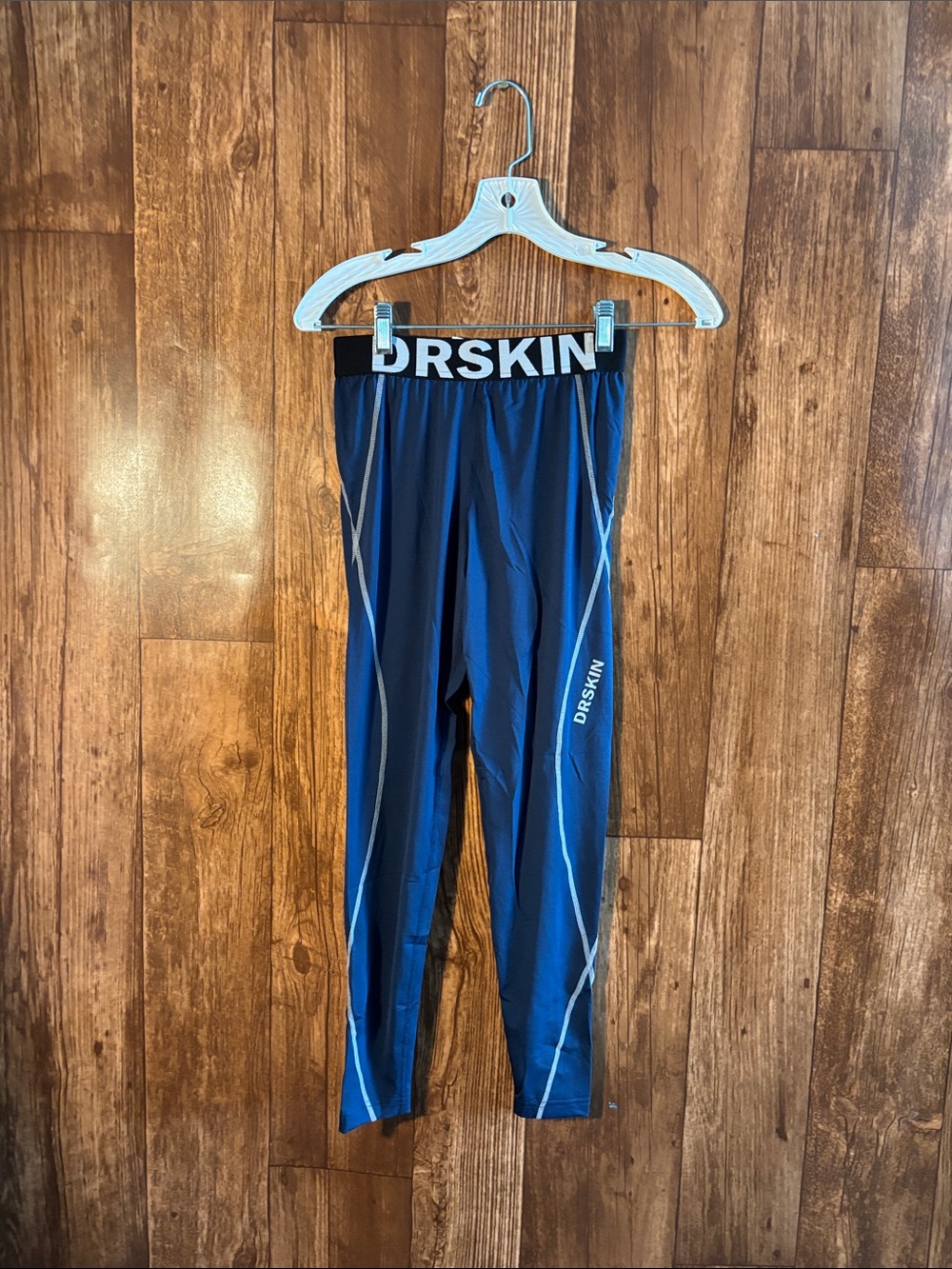 DRSKIN Men's Navy Performance Joggers with Reflective Piping